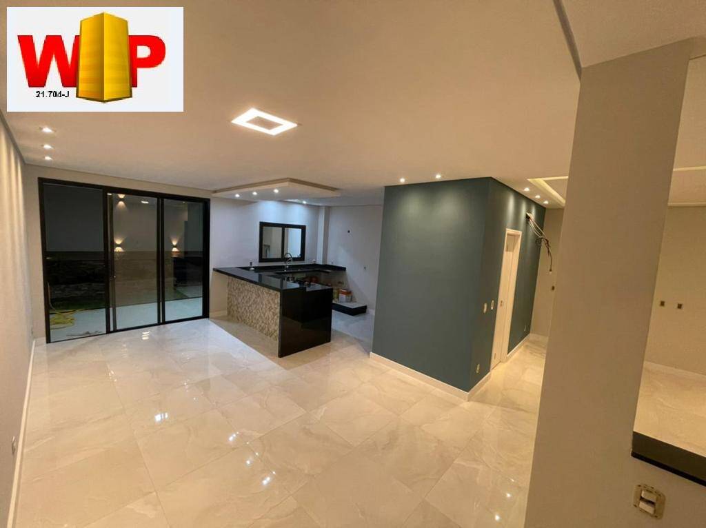 Casa de Condomínio à venda com 3 quartos, 200m² - Foto 4