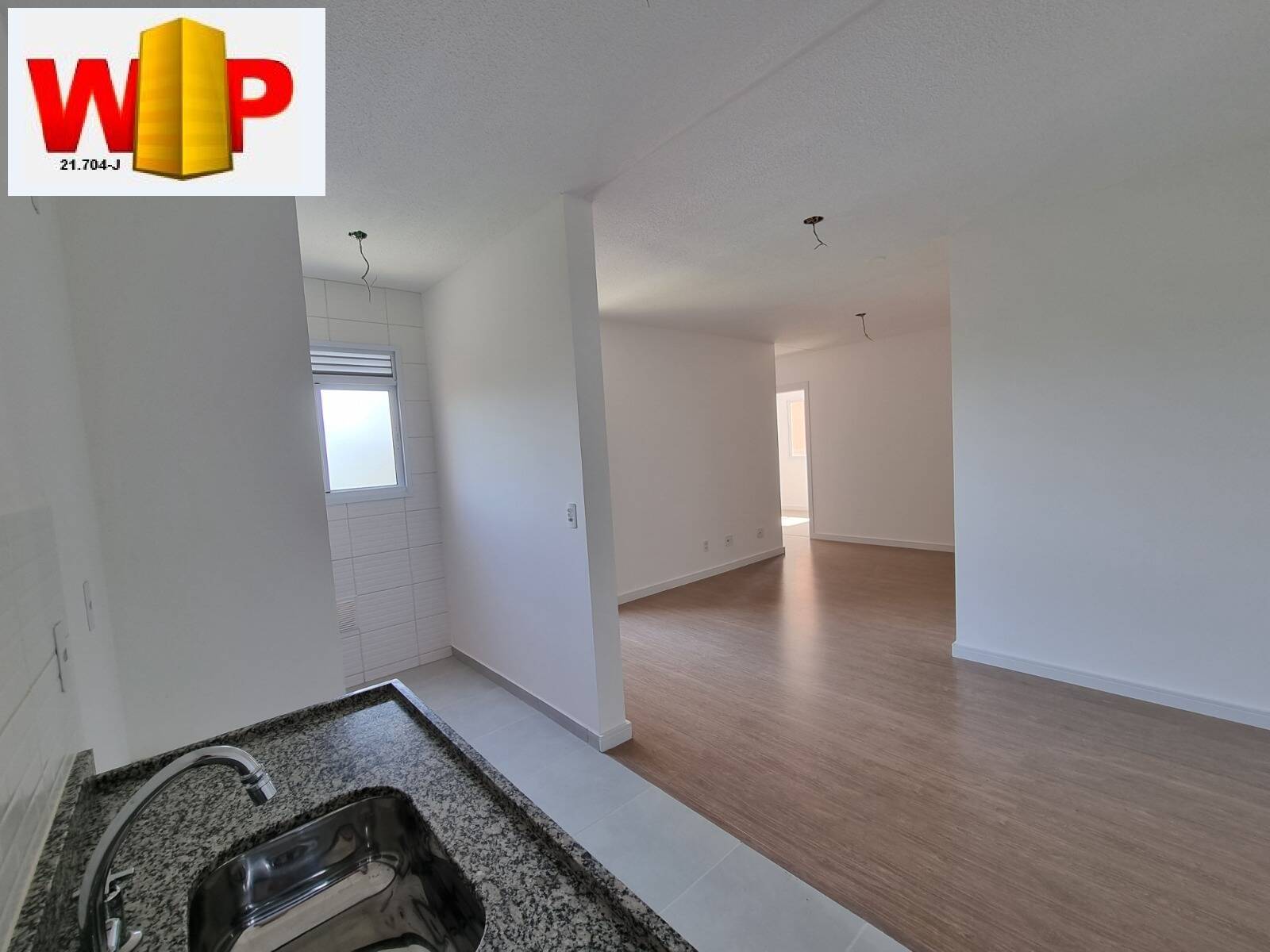 Apartamento à venda com 3 quartos, 64m² - Foto 3