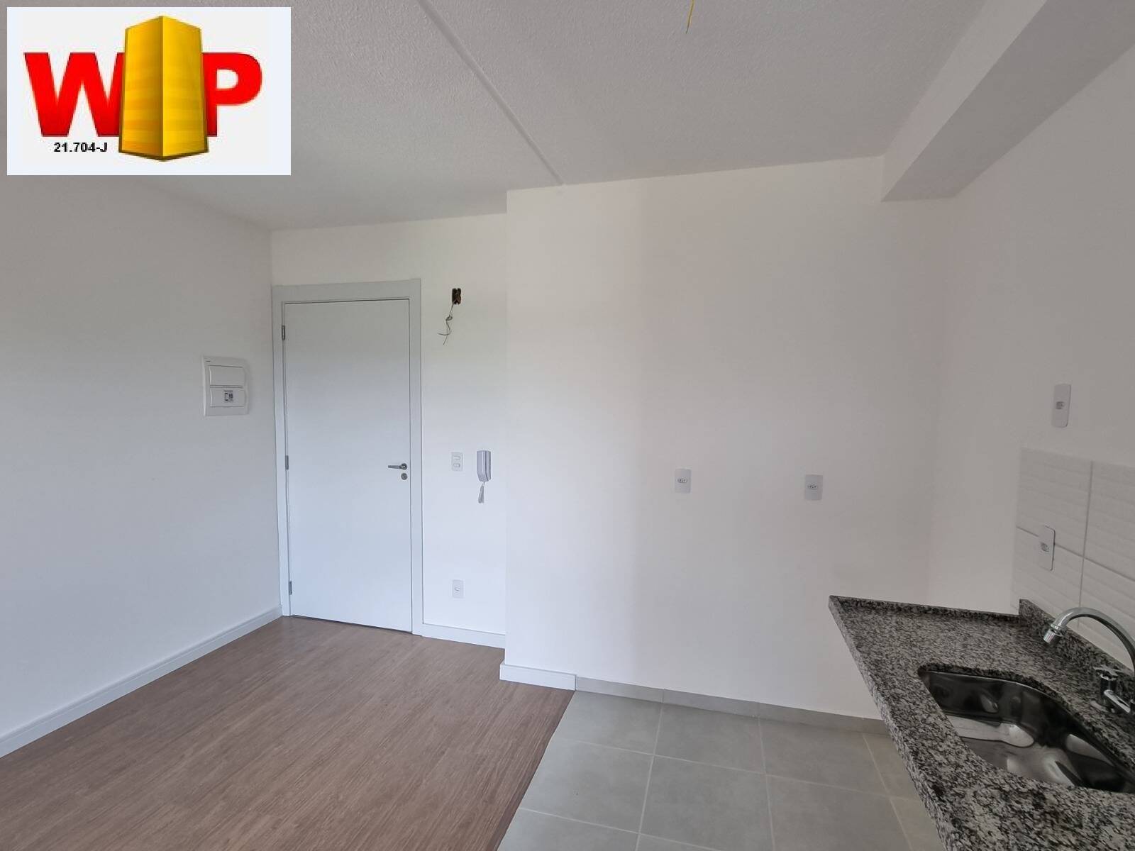 Apartamento à venda com 3 quartos, 64m² - Foto 4